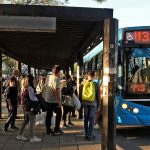 Colectivos: fuertes críticas al aumento en un servicio que mantiene sus déficits