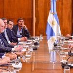 El Gobierno anunció un nuevo canje de deuda en pesos