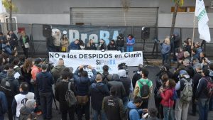 Lee más sobre el artículo Los dos corresponsales del Grupo Clarín en Rosario también fueron despedidos