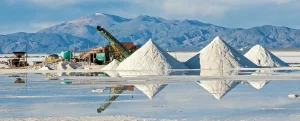 Lee más sobre el artículo Chile: el Estado tomará control de la industria del litio y se evalúa un acuerdo con Argentina