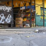 Estacioneros, taxistas y comerciantes paran como llamado de atención de las autoridades tras el crimen de un trabajador