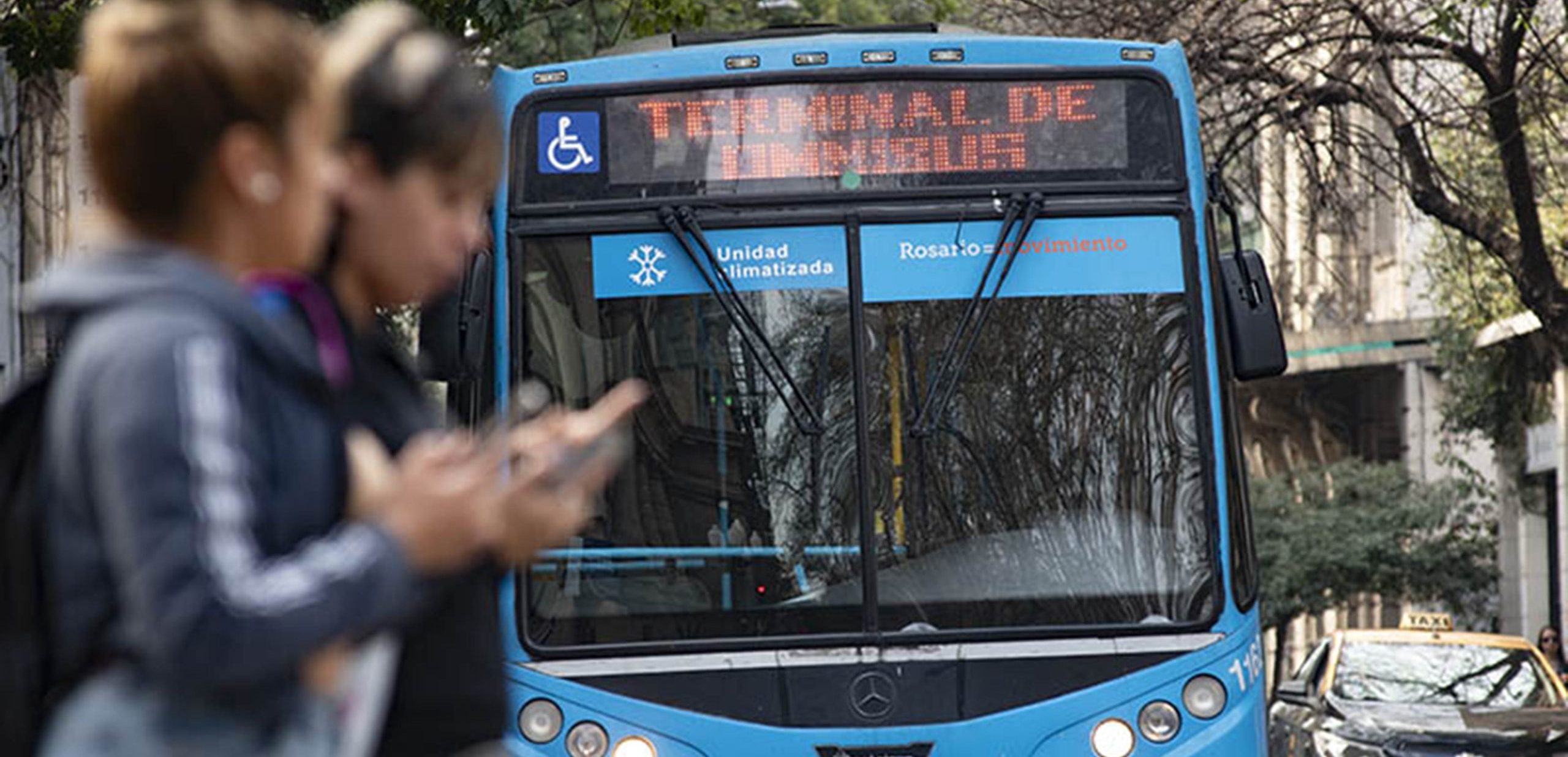 Lee más sobre el artículo Rige el paro de transporte en Rosario por reclamo salarial