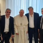 El Papa Francisco recibió al Rector de la UNR en Roma