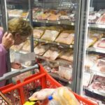Una familia necesitó más de $1 millón para no ser pobre en diciembre