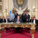 Javier Milei anunció un decreto de necesidad y urgencia con medidas de desregulación