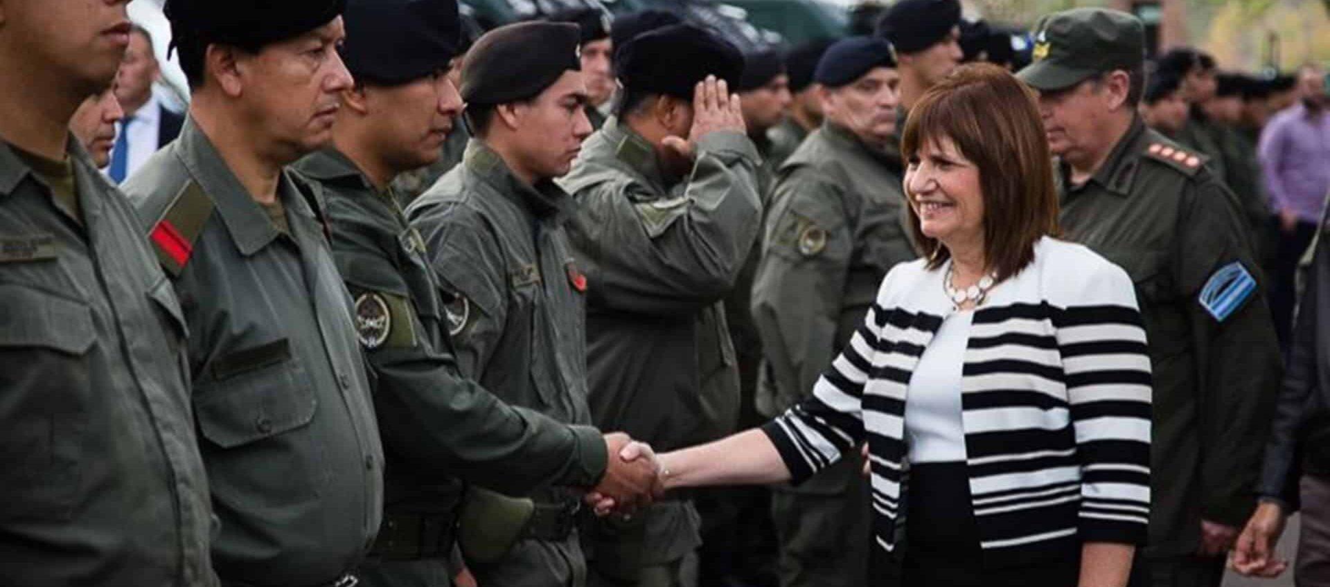 Lee más sobre el artículo Protocolo contra la protesta y la Constitución: Bullrich se arroga potestad sancionatoria