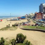 Los aumentos generalizados dejan poco resto para las vacaciones en la Costa Atlántica