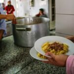 Emergencia alimentaria: Comedores populares de Argentina en crisis