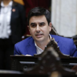 Eduardo Toniolli presentó un proyecto de ley para regular la publicidad de juegos de azar en línea