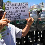 Jubilados y pensionados, eternos perdedores y ahora en estado crítico