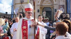 Lee más sobre el artículo Monseñor Martín: “En Argentina el tema del trabajo sigue siendo una gran deuda”