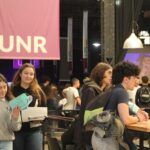 ¿Qué buscan estudiar los chicos y chicas que invaden la Expocarreras UNR 2024?