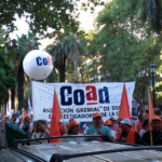 “Estamos en emergencia salarial”: docentes de la UNR se movilizan en defensa de la universidad pública