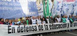 Lee más sobre el artículo Conadu Histórica: se profundiza el plan de lucha de la docencia universitaria