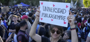 Lee más sobre el artículo Una vez más, la educación superior pública está bajo asedio