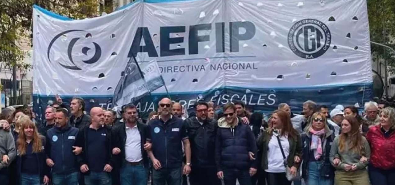 Lee más sobre el artículo Disolución de la AFIP: “El ahorro que festeja el Estado es del 0,089% del PBI, es absolutamente nada”