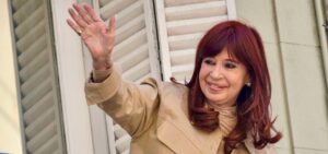 Lee más sobre el artículo CFK llega este sábado a Rosario en el marco del 11° Encuentro Nacional de Salud