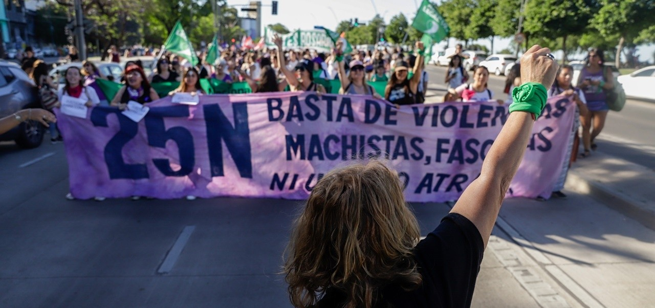 Lee más sobre el artículo “Contra la violencia machista y fascista”: Rosario marcha este lunes con críticas a los recortes en políticas de género