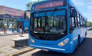 Lee más sobre el artículo Línea de la Costa: colectivos que te llevan a los balnearios