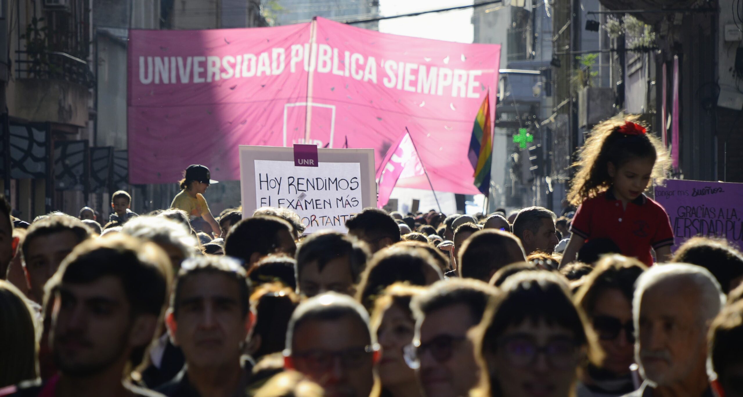 Lee más sobre el artículo Este lunes Rosario será centro de la lucha universitaria