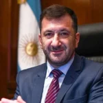 Detuvieron al senador Edgardo Kueider en Paraguay con más de 200 mil dólares sin declarar