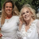 Sorpresiva visita de Mirtha Legrand al Faro de la Memoria de Mar del Plata