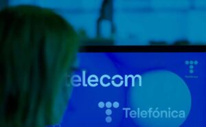 Lee más sobre el artículo Fusión Telecom y Telefónica: Dónde queda el Estado y cómo se formatea el sector