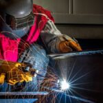 Afirman que no hay políticas industriales a largo plazo y alertan que cae el empleo