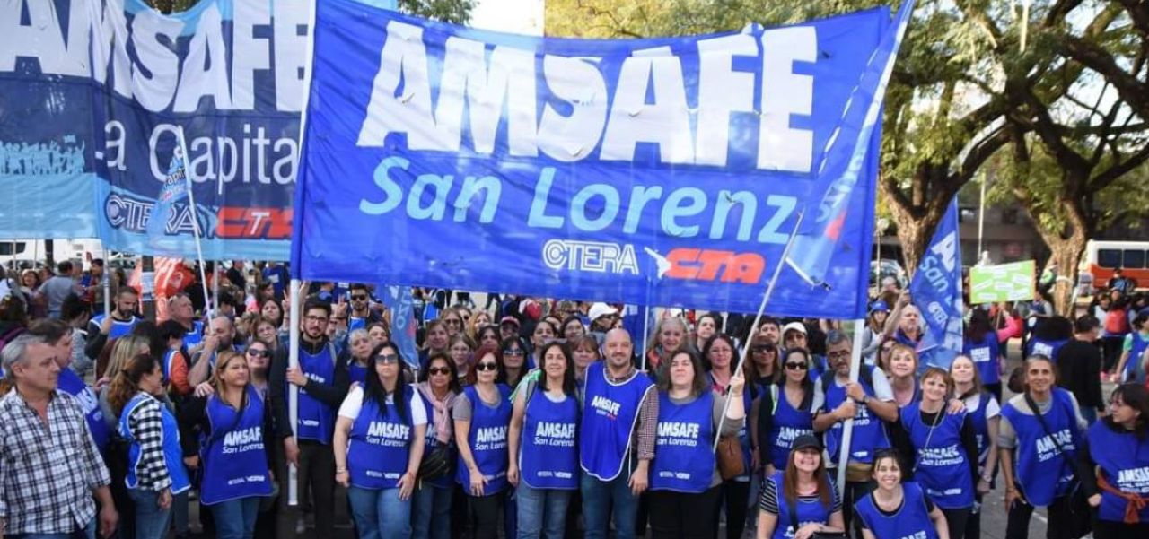 Lee más sobre el artículo Paro docente: “El gobierno provincial demuestra que no quiere diálogos con la docencia”
