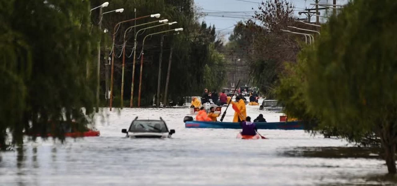 Lee más sobre el artículo Afirman que “las inundaciones no son solo culpa del clima”, sino por un Estado ausente