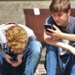 Cómo se crían hijos adolescentes entre el autoritarismo y el consentimiento