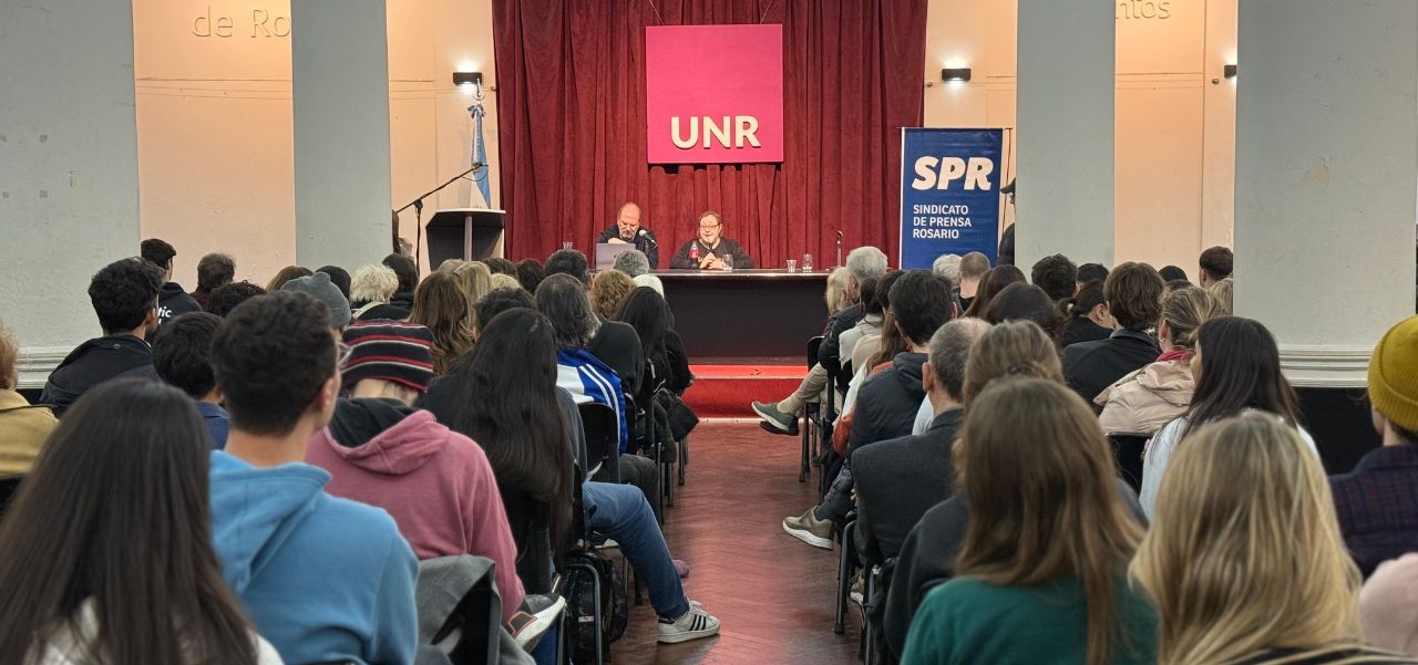 Lee más sobre el artículo La difícil situación del periodismo argentino en el gobierno de Milei