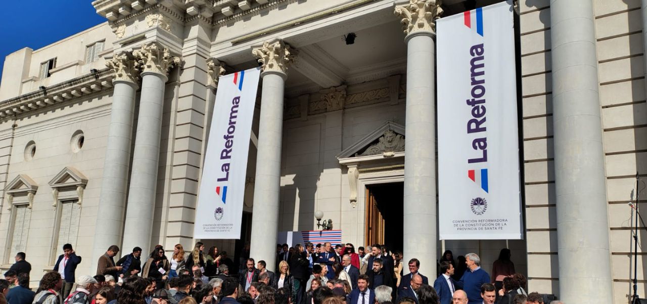 Lee más sobre el artículo Reglamentos, comisiones y las voces de la asamblea desde Santa Fe