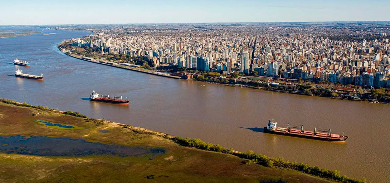 Lee más sobre el artículo Denuncian que la licitación del río Paraná es una entrega de soberanía