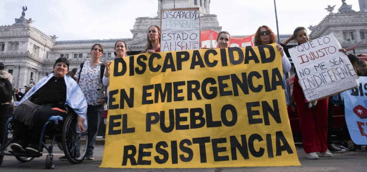 Lee más sobre el artículo Diputados debate los vetos presidenciales con movilización de estatales y colectivos por la discapacidad