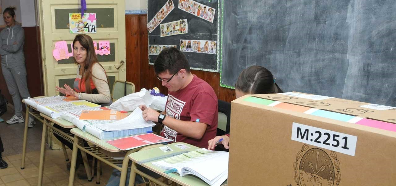 Lee más sobre el artículo Comienza el pago a las autoridades de mesa de las elecciones del 29 de junio