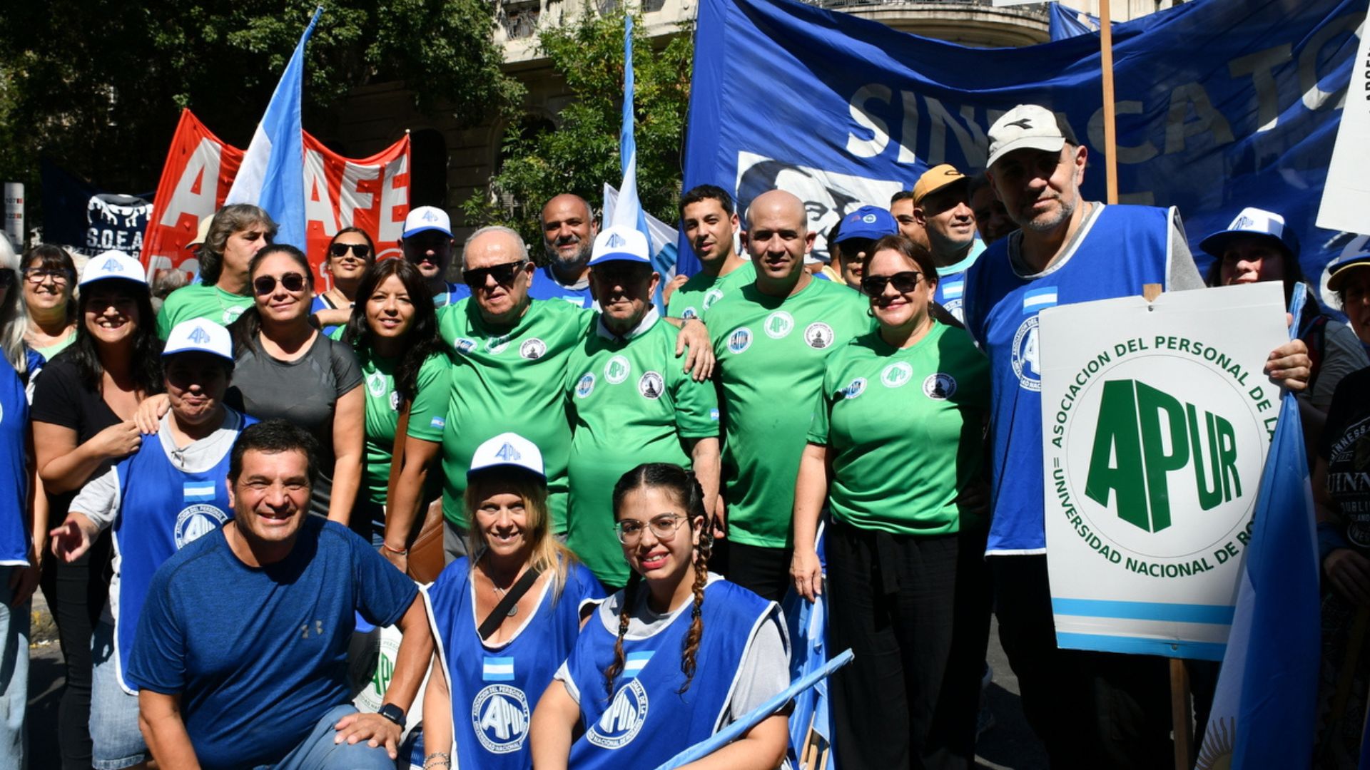 Lee más sobre el artículo Sergio Acuña: “Milei quiere dividir al sindicalismo y desde APUR trabajamos en la Intersindical Rosario”