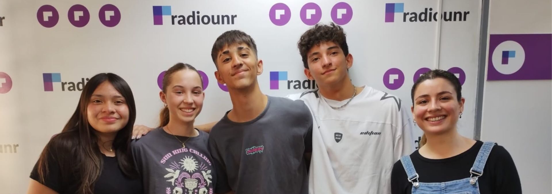 Lee más sobre el artículo Cientina: Un proyecto que comunica la ciencia con estudiantes secundarios