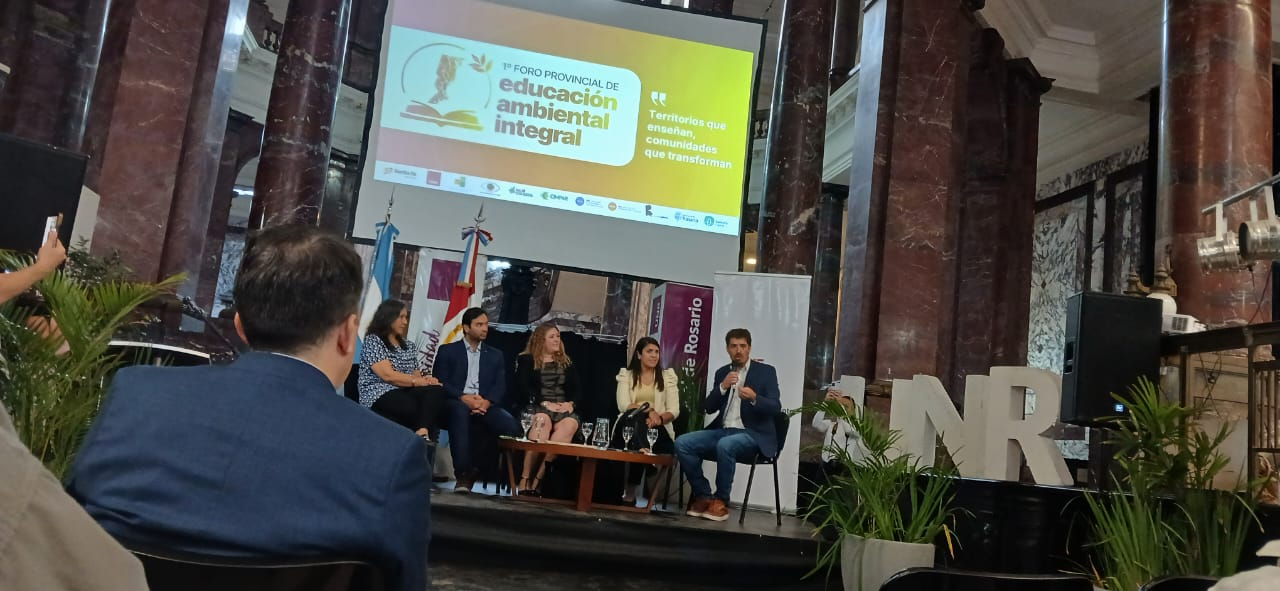Lee más sobre el artículo La UNR fue sede del Primer Foro Provincial de Educación Ambiental Integral