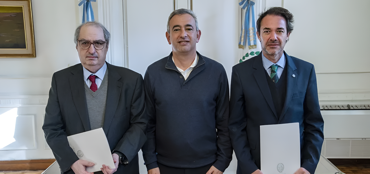 Lee más sobre el artículo Botta: “La autonomía municipal permitirá a los rosarinos moldear el perfil de ciudad que queremos”