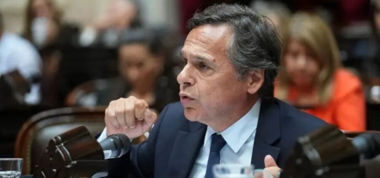 Lee más sobre el artículo Diego Giuliano: “Esta ley rompe el equilibrio básico del derecho laboral”