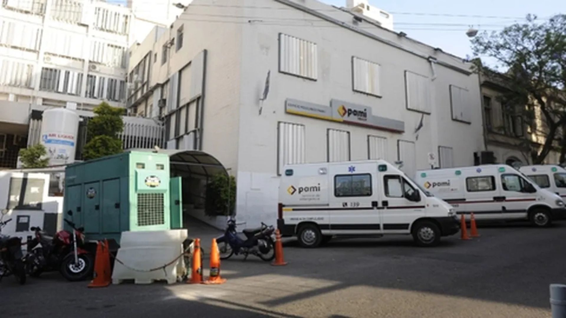Lee más sobre el artículo PAMI I en alerta: “Quieren transformarlo en un lugar de atención ambulatoria”