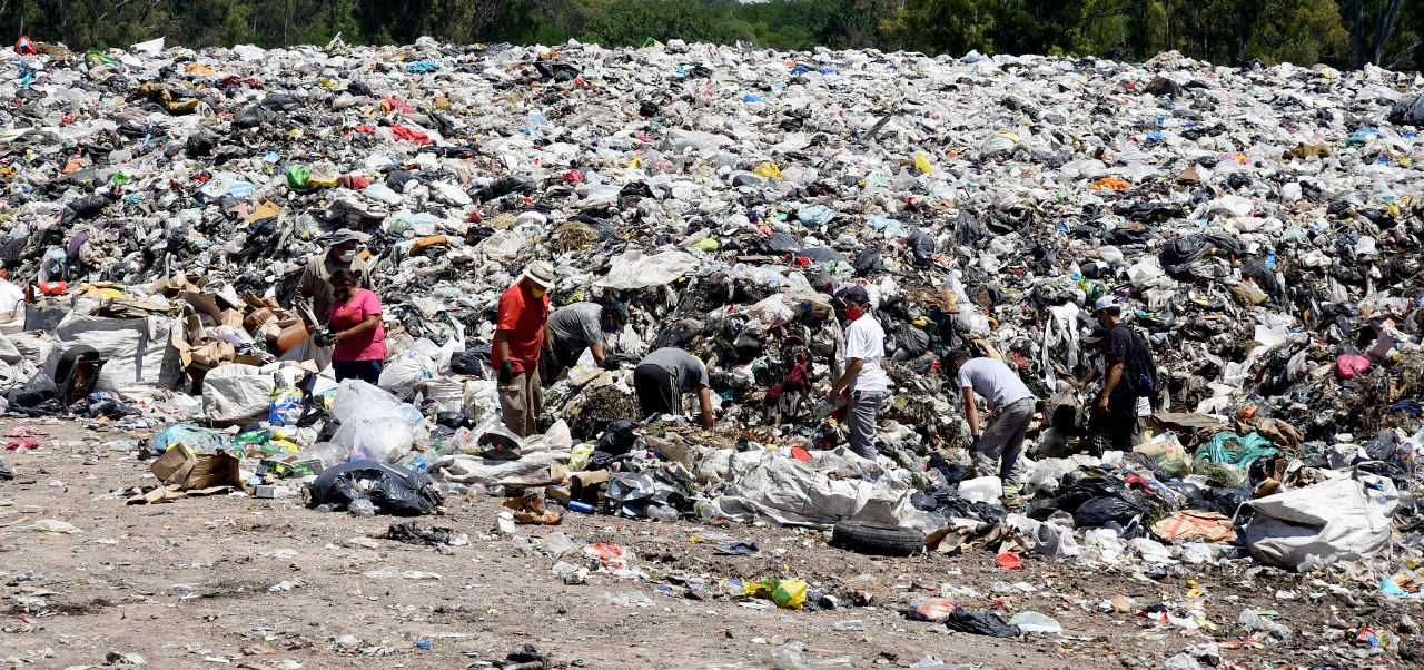 Lee más sobre el artículo Existen 400 basurales a cielo abierto activos en la provincia de Santa Fe