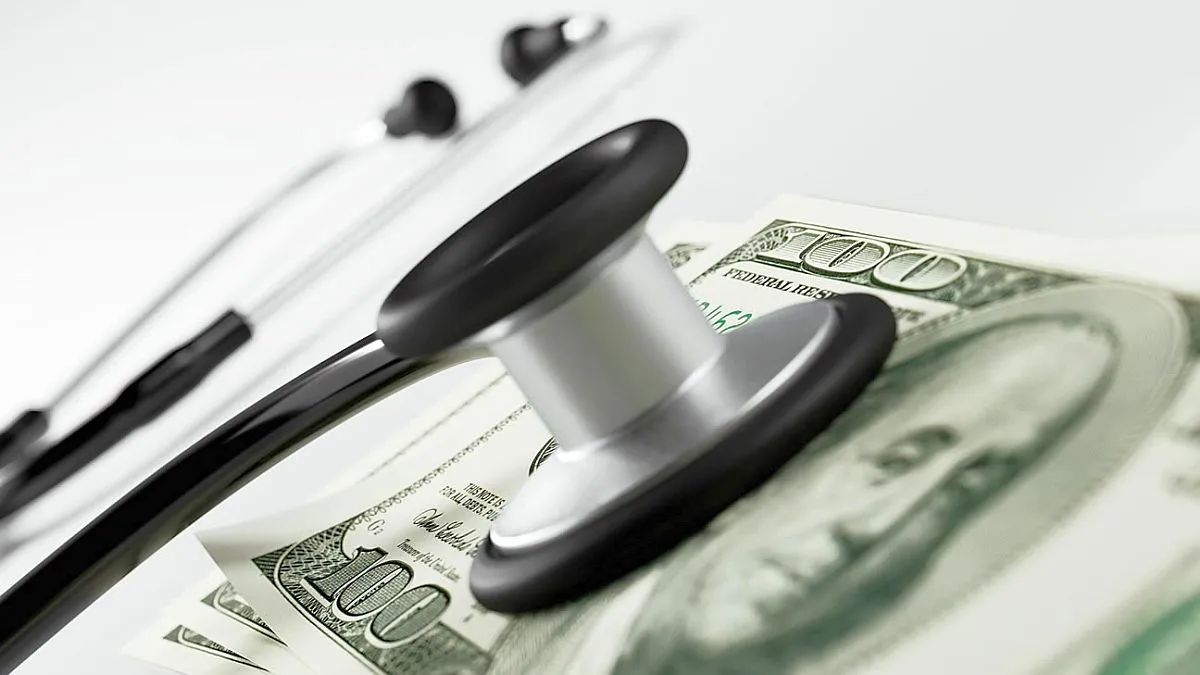 Lee más sobre el artículo Celia Iriart: “Estamos viviendo una reforma silenciosa que mercantiliza la salud”