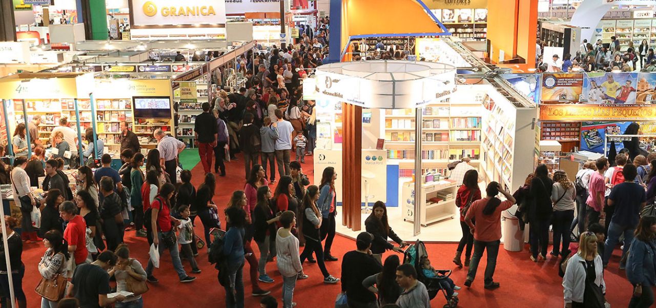 Lee más sobre el artículo Rosario brilló en la Feria del Libro de Buenos Aires: premios, historias y emoción