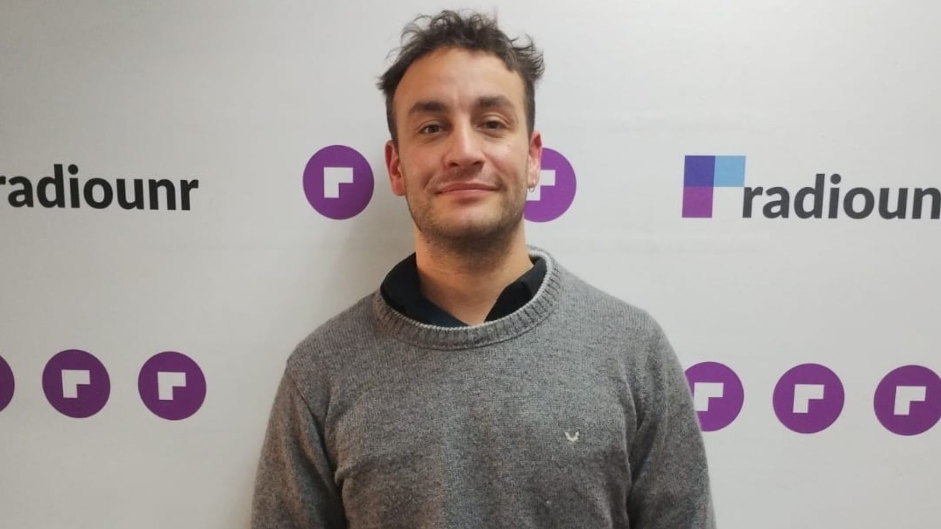 Lee más sobre el artículo Tomas Castagnino: “Se está quebrando la base de derechos laborales que se consiguió en mucho tiempo”