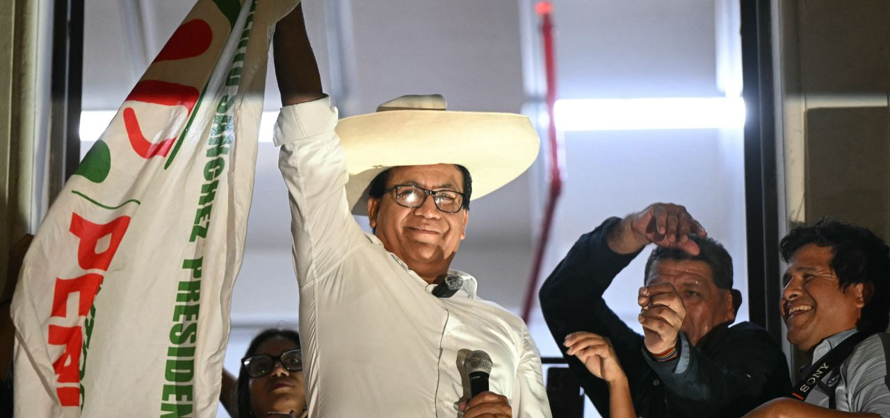 Lee más sobre el artículo Paulo Rosas: “El gran partido político de Perú sigue siendo el antifujimorismo”