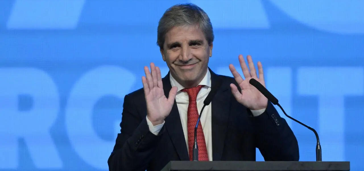 Lee más sobre el artículo Diego Añaños: “No es lo mismo deberle al Estado que a organismos financieros”