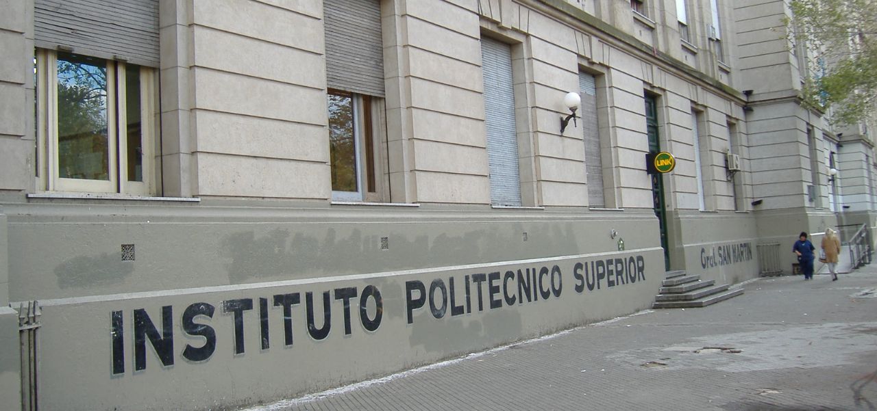 Lee más sobre el artículo El legado del Instituto Politécnico formando referentes en la comunidad rosarina